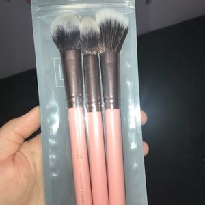 Luxie brushes